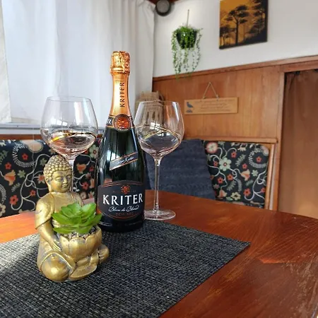 Evasion Romantique Sur Le Rhone Hotel en barco