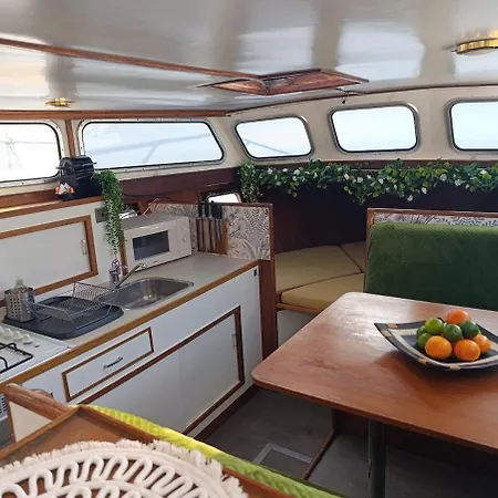 Evasion Romantique Sur Le Rhone 보트호텔 발랑스